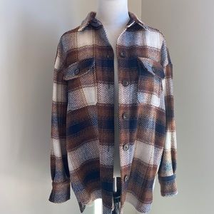 NWOT Vici Shacket Size Small